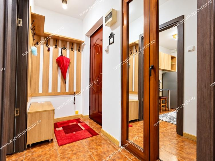 Apartament cu 2 camere semidecomandat în Central