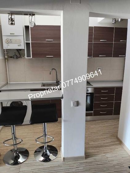 Garsonieră decomandată, mobilată în Răcădău