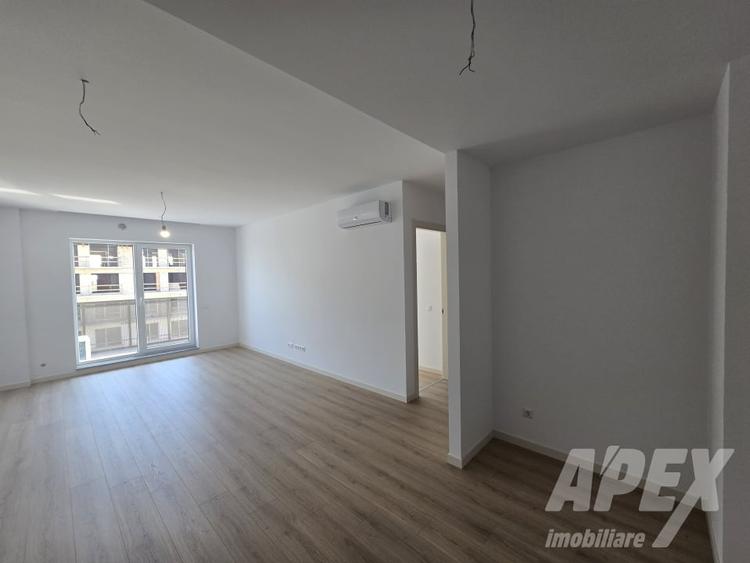 Apartament cu 2 camere decomandat în Drumul Taberei