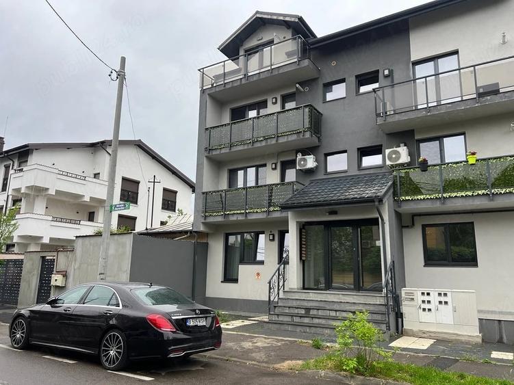 Apartament cu 2 camere decomandat în Jiului