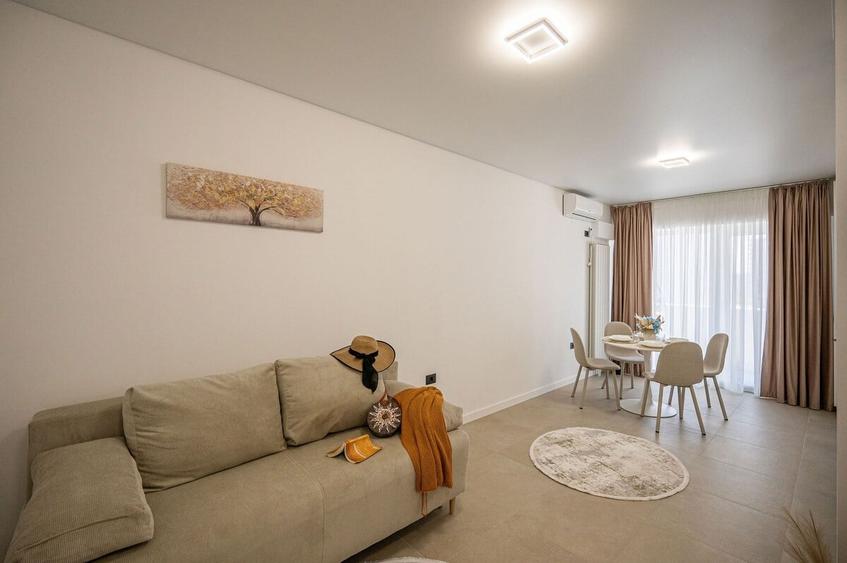 Apartament cu 2 camere decomandat în Mamaia-Sat