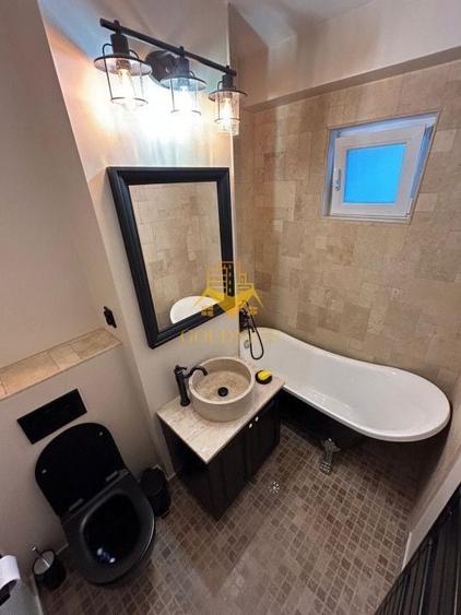 Apartament cu 3 camere semidecomandat, mobilat în Andrei Mureșanu