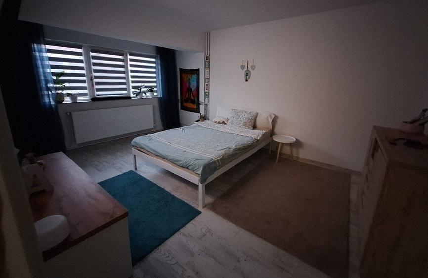 Apartament cu 3 camere decomandat - zona Dacia - 14