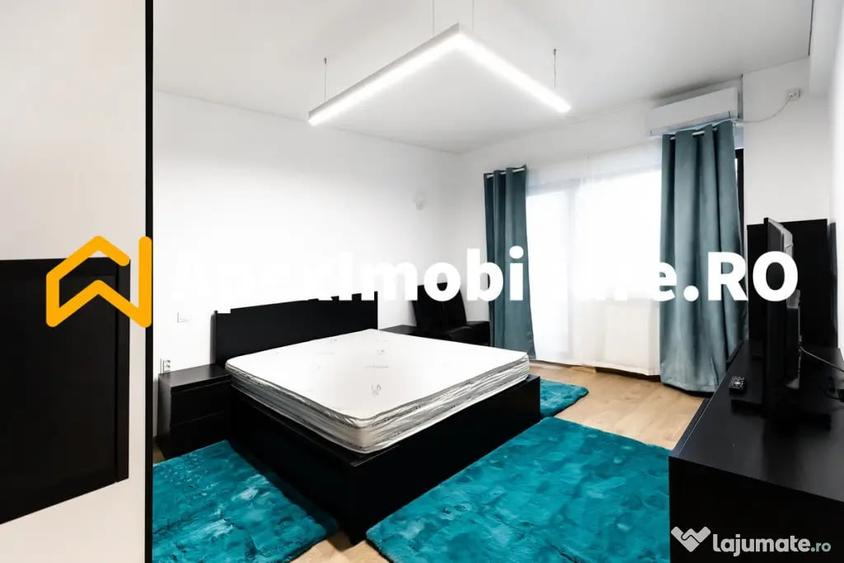 Apartament cu 3 camere semidecomandat în Romană