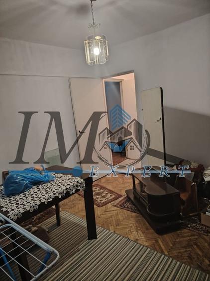 Apartament cu 3 camere, mobilat în Central