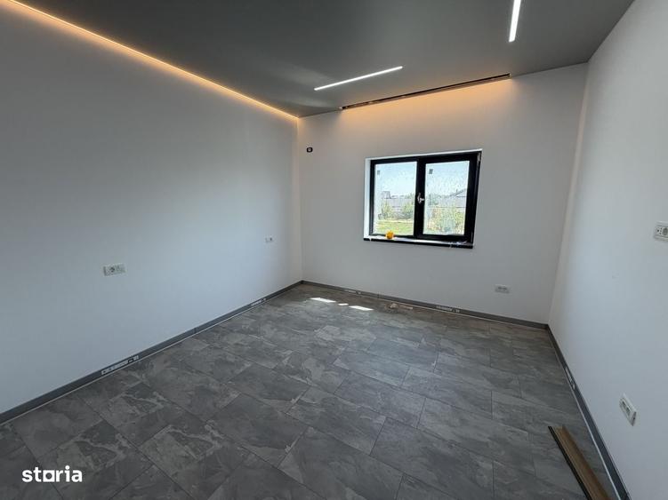 Casă cu 4 camere în Domnești