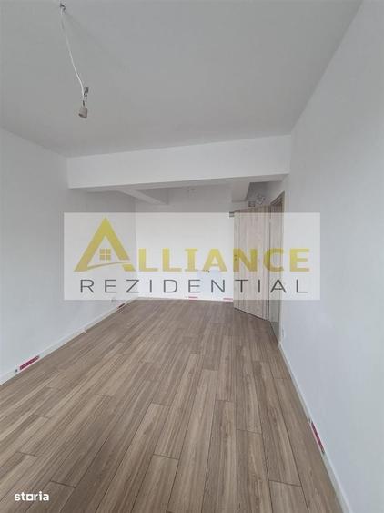 Garsonieră decomandată în Central