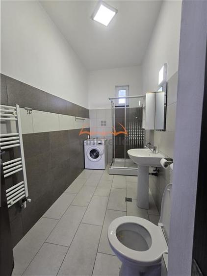 DE INCHIRIAT ap 2 cam, modern, gradina,  parcare, 60mp, 450 euro - 10