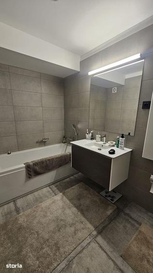 Apartament cu 4 camere în Central