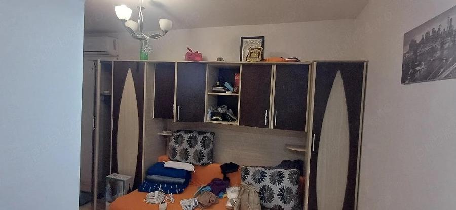 Garsonieră decomandată în Baicului