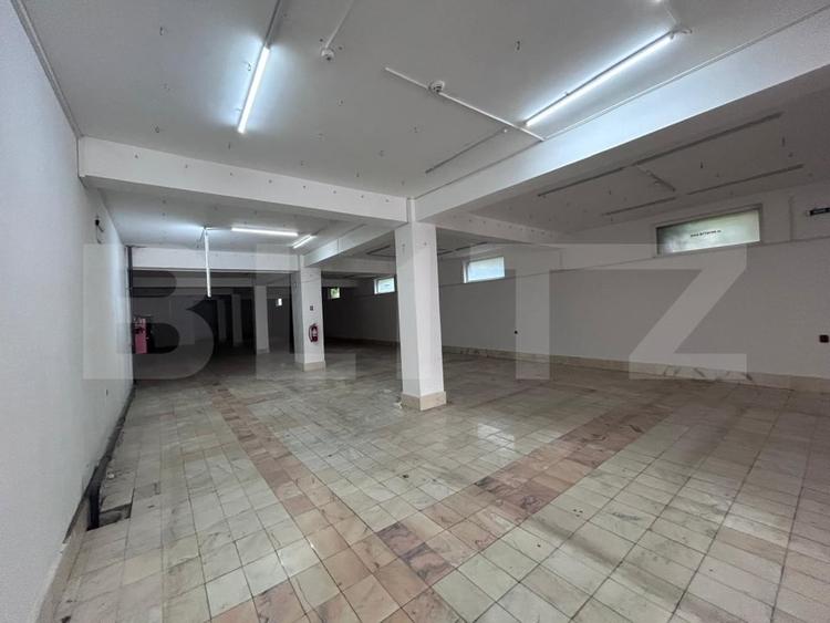 Spațiu comercial, de 1,350 mp, în Central
