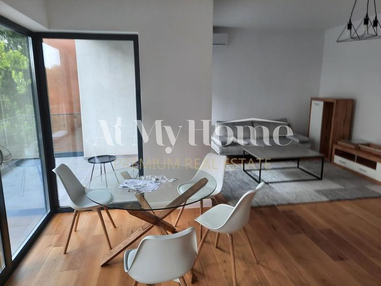 Apartament cu 2 camere decomandat, mobilat în Iancu Nicolae