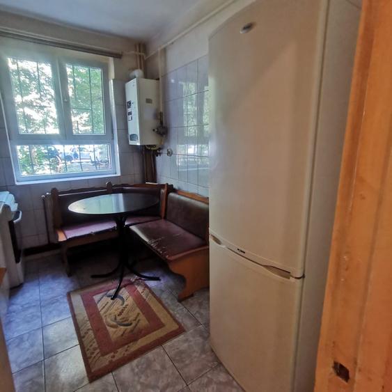 Apartament cu 2 camere semidecomandat în Radu Negru