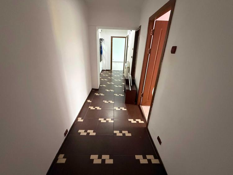 Apartament cu 2 camere decomandat în Florești