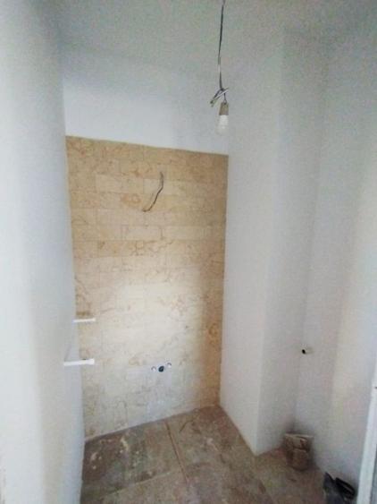 Casă individuală cu 5 camere cu Garaj în Ciofliceni