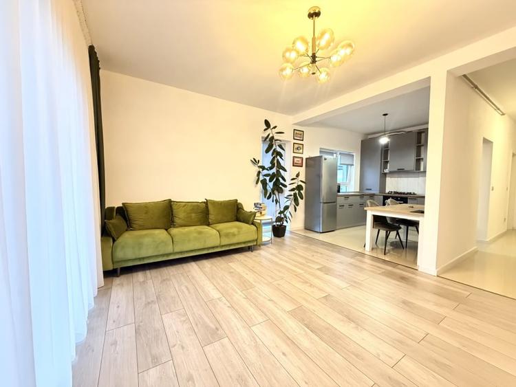 Apartament cu 2 camere decomandat, mobilat în Dumbrăvița