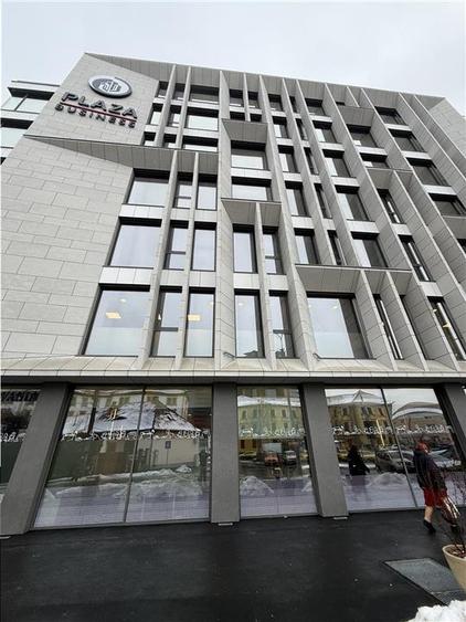 Birou, de 380 mp, în Hipodrom 2