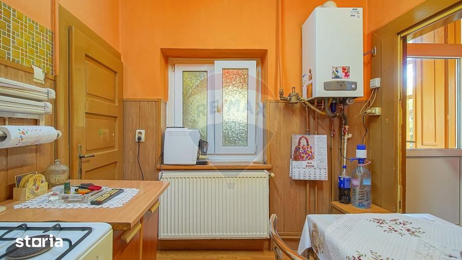 Casă cu 2 camere semidecomandat cu Teren 151 Mp în Bartolomeu