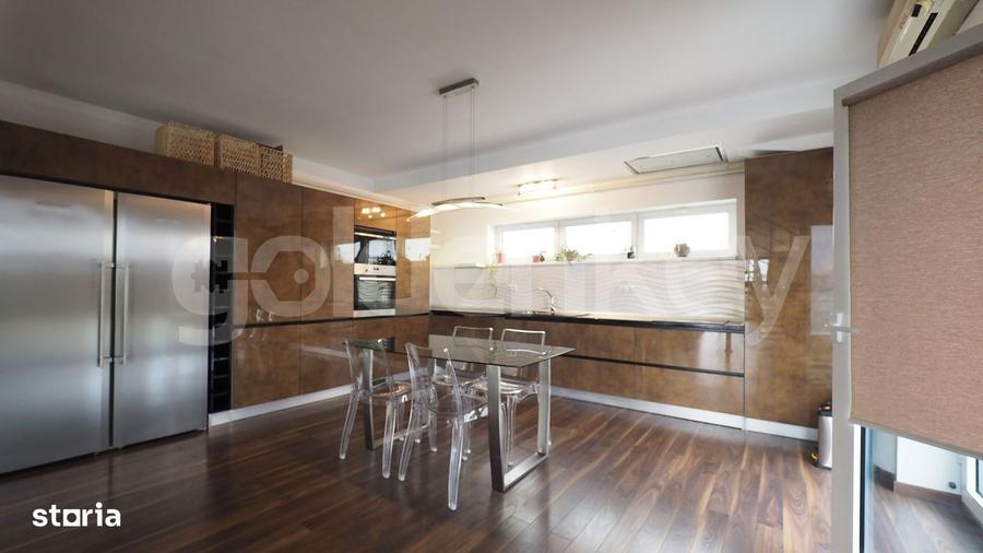 Apartament cu 5 camere, mobilat în Băneasa