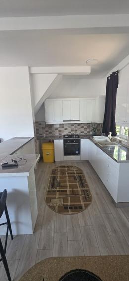 Casă cu 3 camere în Central
