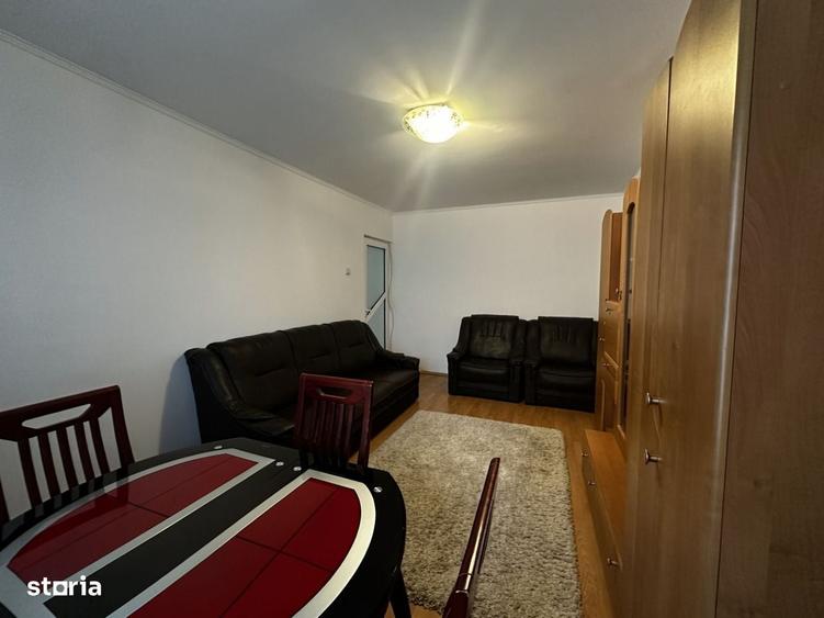 Apartament cu 3 camere decomandat în Ostroveni