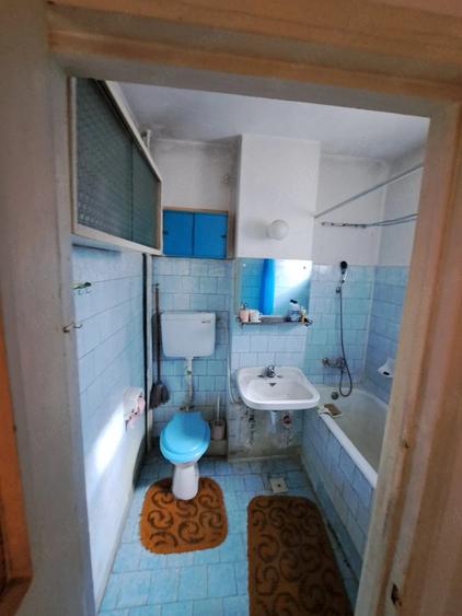 Apartament cu 3 camere decomandat în Rogerius