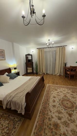 Apartament cu 2 camere decomandat, mobilat în Central