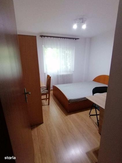 450euro/luna, Podul de Fier intersectie, apartament 2 camere, etaj 2 - 3