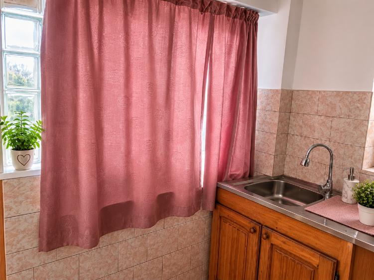 Apartament cu 2 camere decomandat, mobilat în Orizont