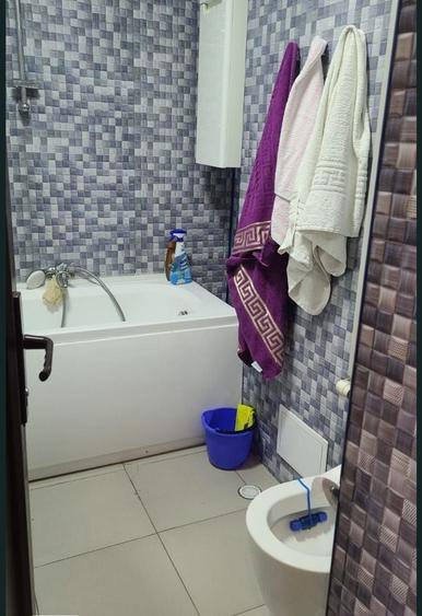Apartament cu 2 camere decomandat în Berceni