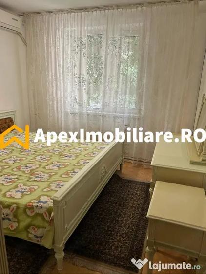Apartament cu 4 camere semidecomandat în Crângași
