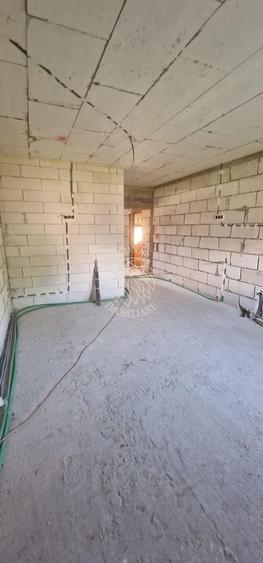 Casă individuală cu 6 camere cu Canalizare în Prundu Bârgăului