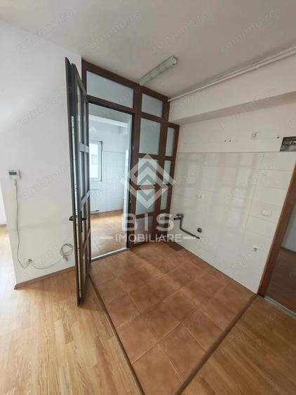 Apartament cu 2 camere decomandat în Sud