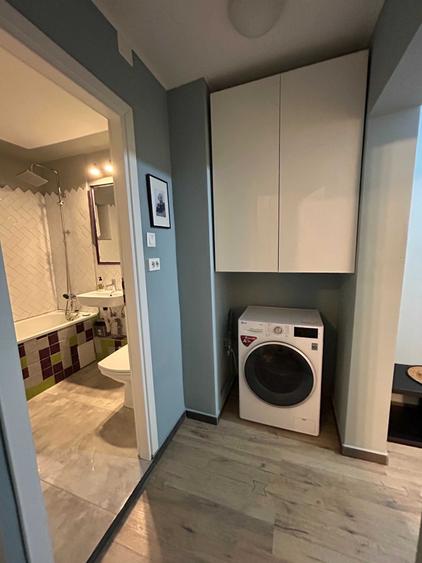 Apartament cu 2 camere decomandat în Tei