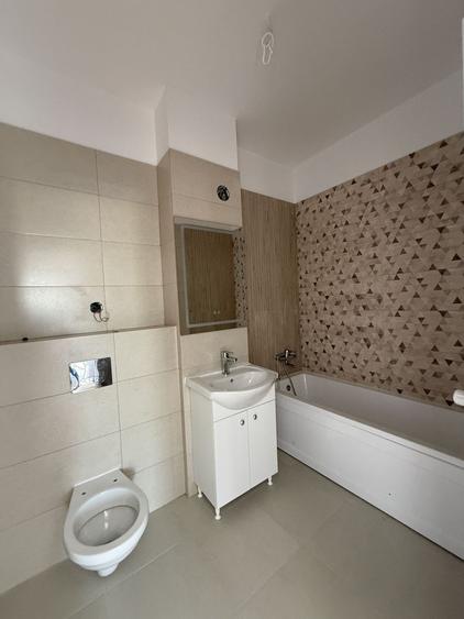 Apartament cu 3 camere decomandat în Theodor Pallady