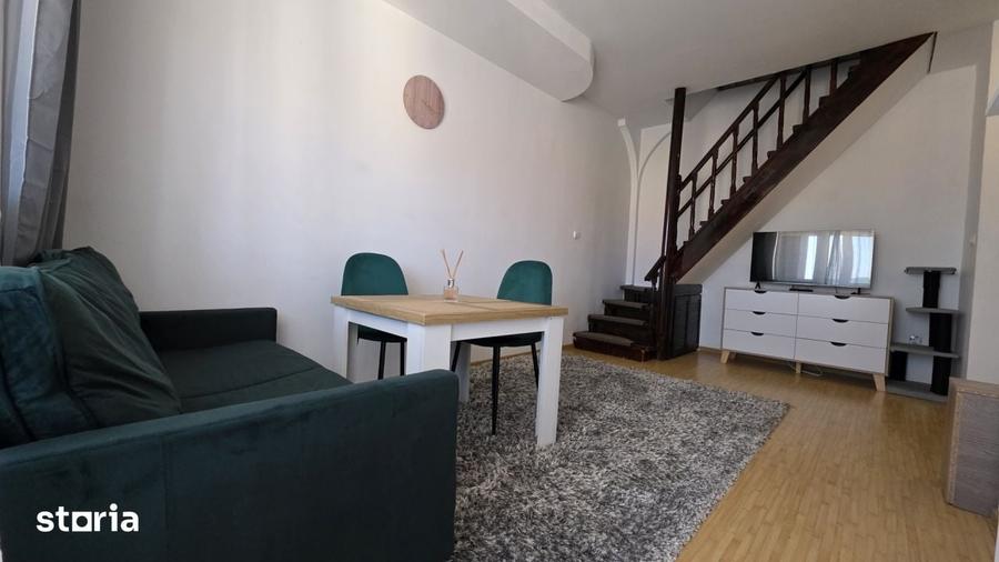 Apartament cu 3 camere în Vasile Aaron