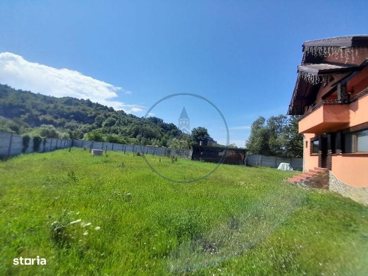 Casă cu 4 camere în Rusu Bârgăului