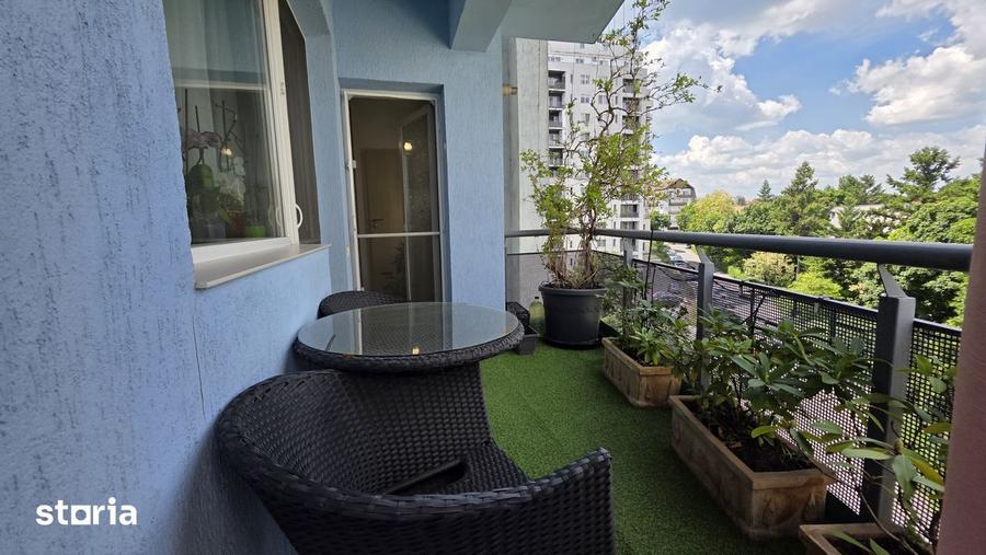 Apartament cu 5 camere semidecomandat, mobilat în Gheorgheni