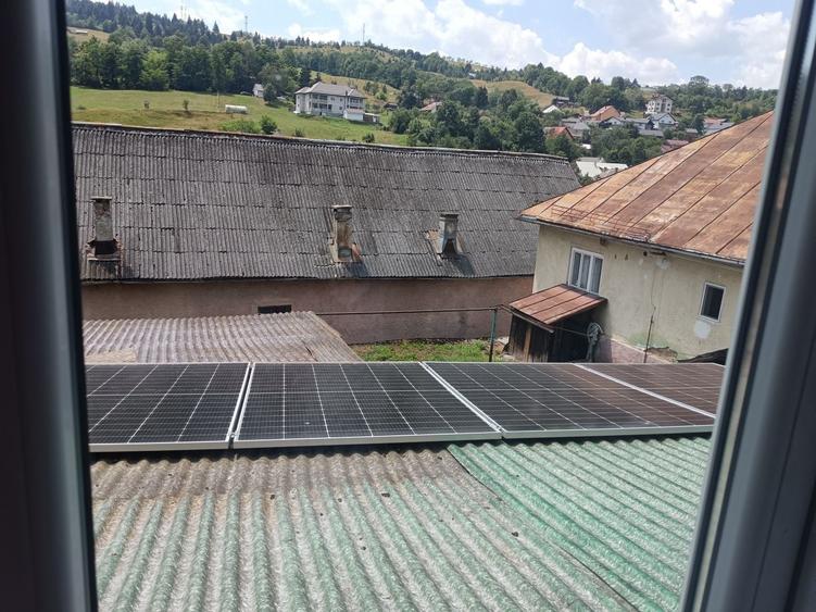 Casă cu 4 camere în Central