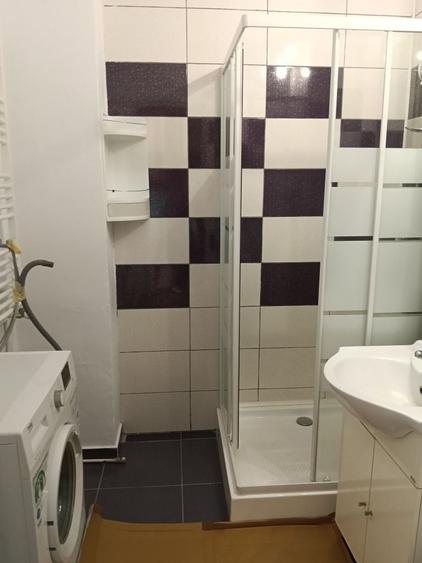 Apartament cu 2 camere decomandat în Exterior Vest