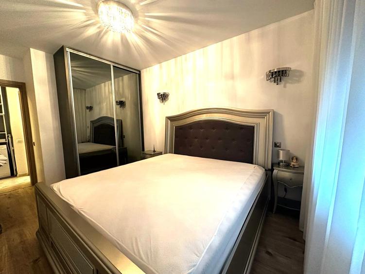Apartament cu 3 camere semidecomandat, mobilat în Băneasa