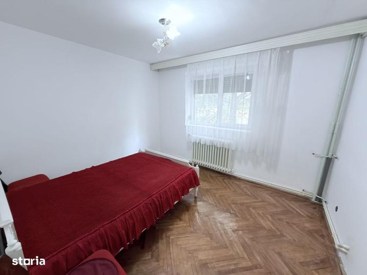 Apartament cu 3 camere în Ultracentral