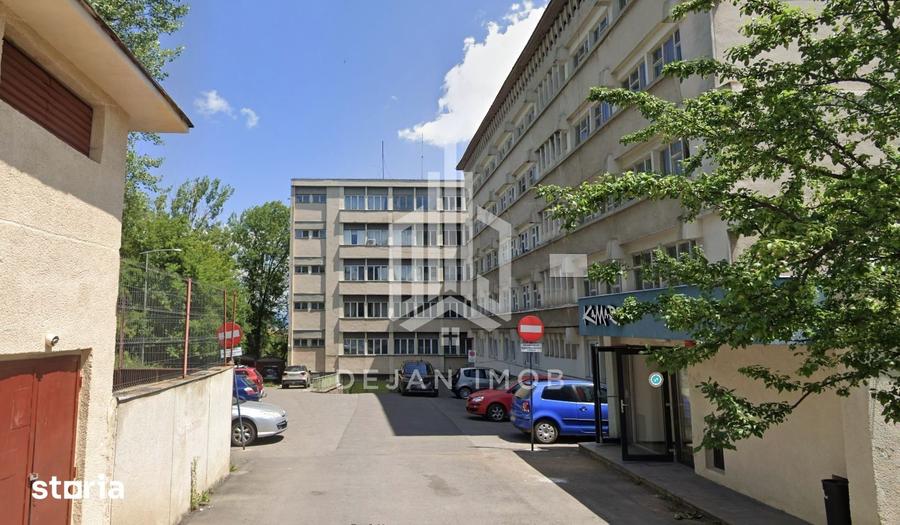 Spațiu comercial, de 21 mp, în Simeria