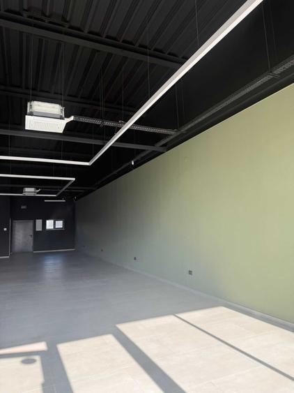 Spațiu comercial, de 122 mp, în Central