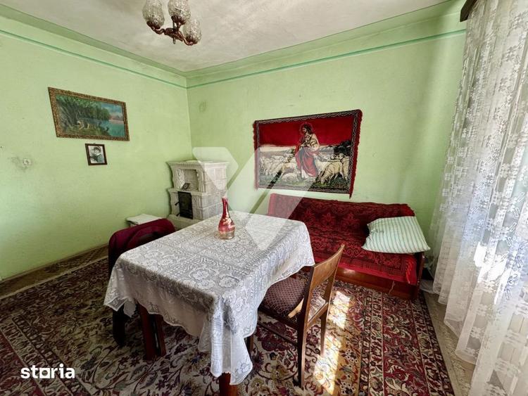 Casă cu 5 camere cu Teren 270 Mp în Țiglari