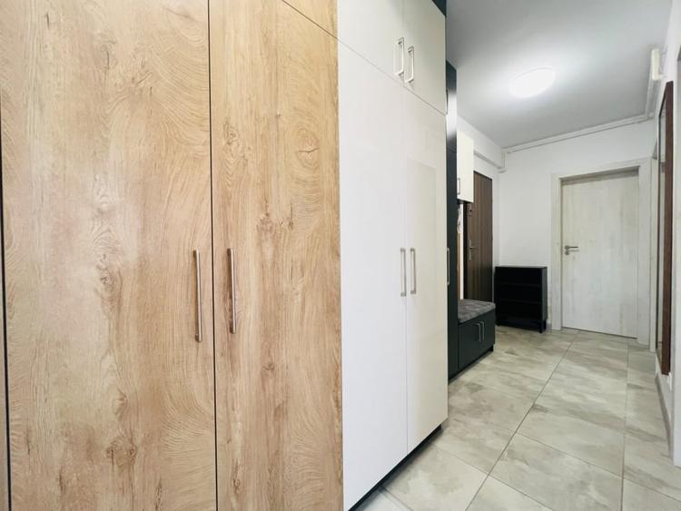 Apartament cu 3 camere, mobilat în Pipera