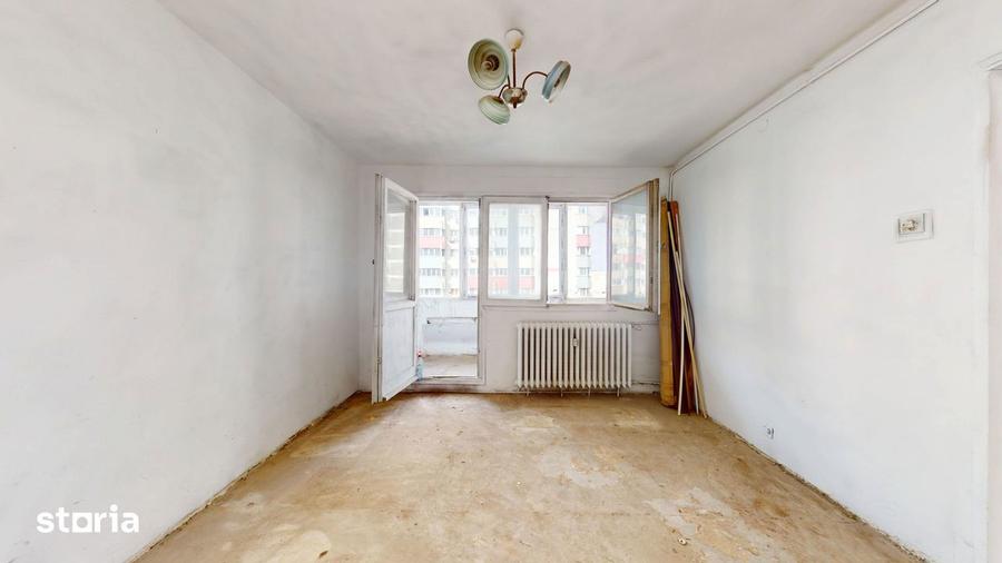 Apartament cu 4 camere decomandat în Rahova