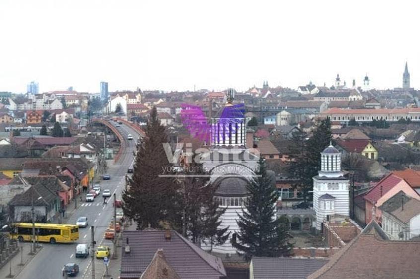 Apartament cu 3 camere decomandat, mobilat în Lazaret
