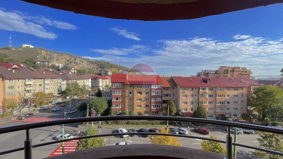De închiriat: Apartament 2 camere Răcădău | Dressing | 550 € - 13