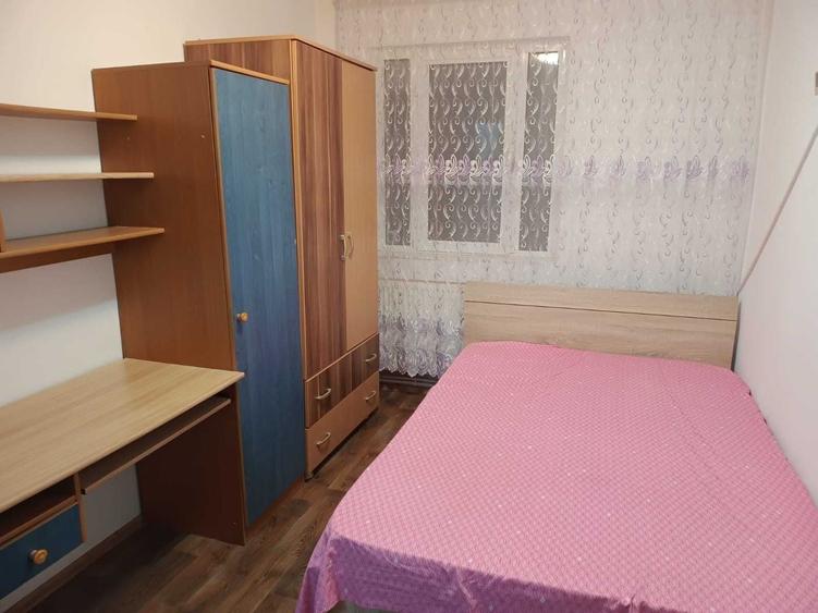 Apartament cu 2 camere decomandat în Radu Negru